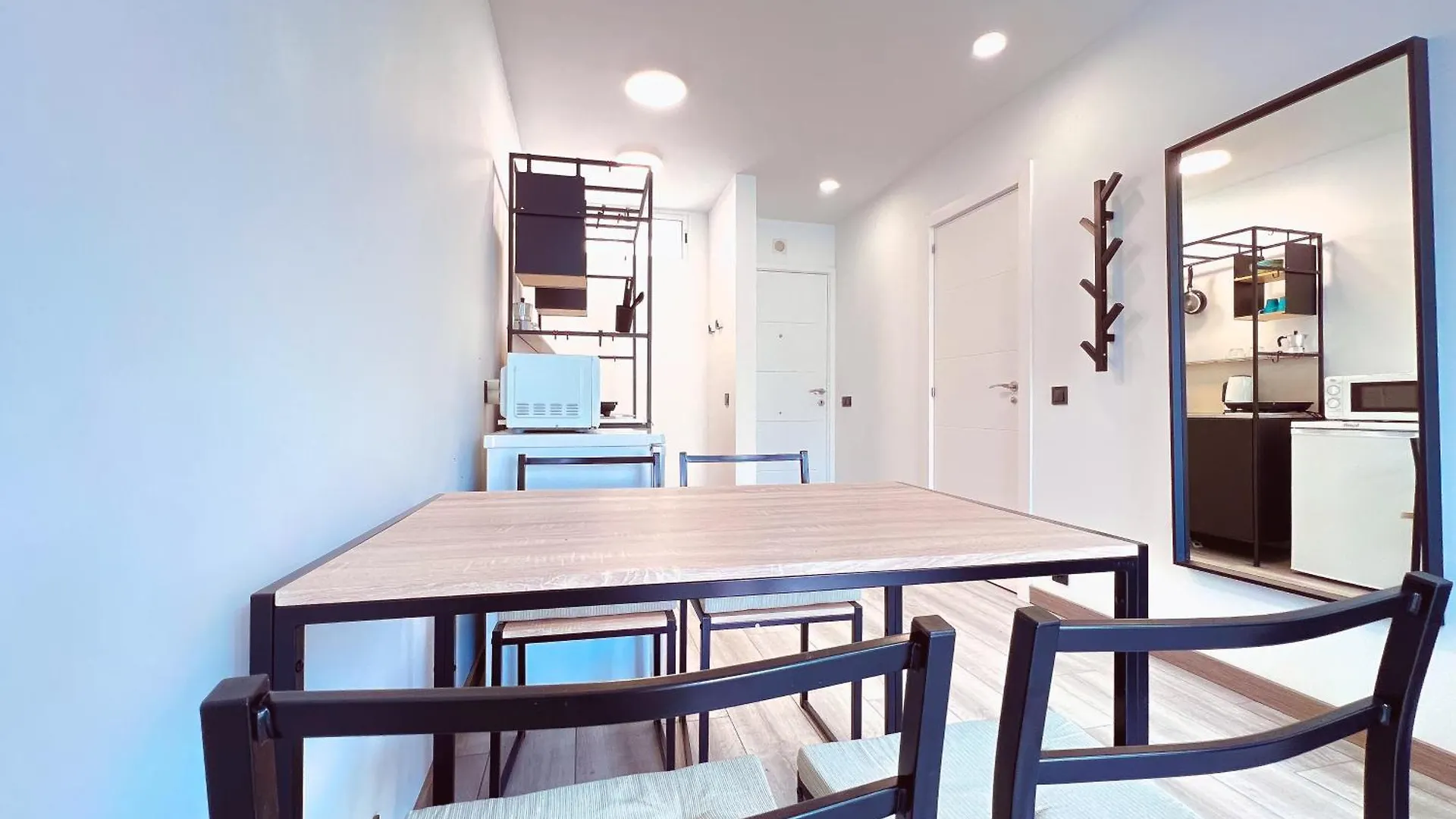 Апартаменты Modern And Funcional Studio Loft In Parque Cattleya, La112 Арона