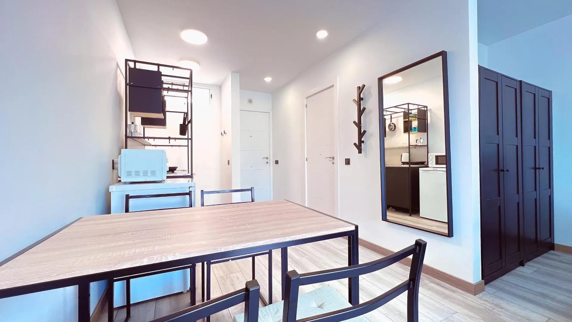 Modern And Funcional Studio Loft In Parque Cattleya, La112 Арона 0*,